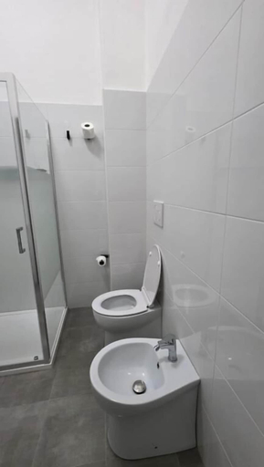 Bathroom 4, Casa Manzoni, Novara