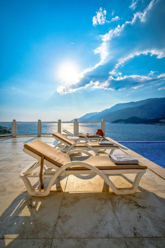 Others 2, Villa Alis stunning sea view with Infinity Pool, Kaş