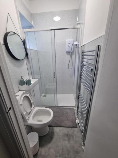 Bathroom 3, Kingfield Boutique Hotel, Sheffield