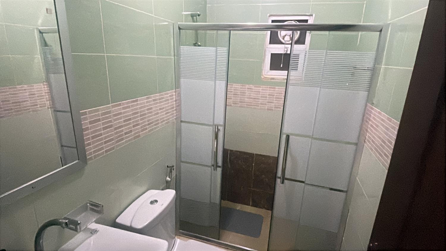 Bathroom 3, Cozy House, Wadi Musa