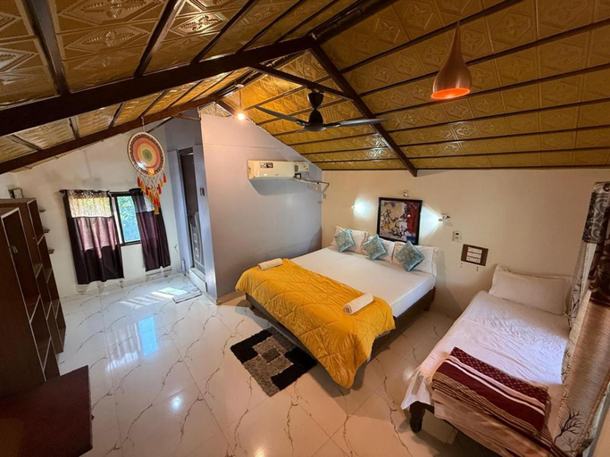 Bedroom 2, Shankar Homestay, Bellary