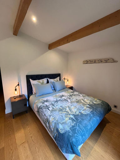 Bedroom, Le P’tit Bois Dore, Gironde