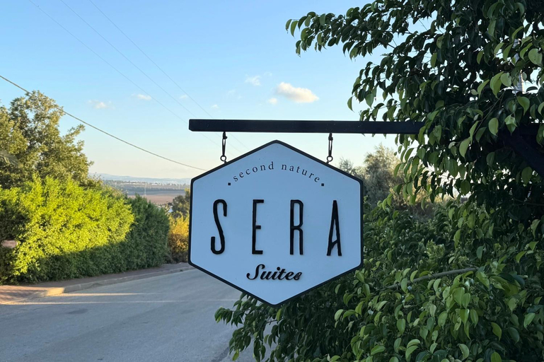 Others 4, Sera Suites