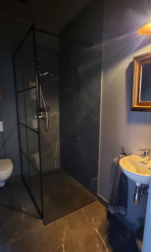 Bathroom 3, The Old Schoolhouse - Gaulverjaskoli, Gaulverjabæjarhreppur