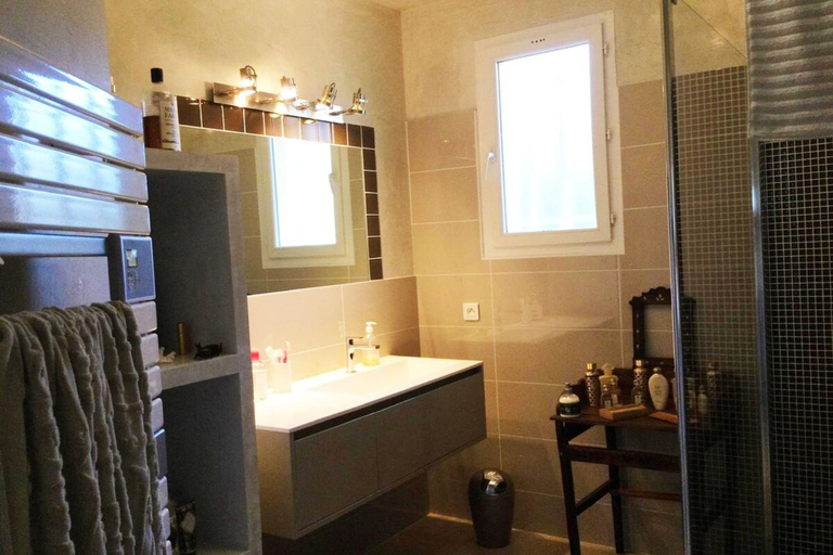 Bathroom, Villa Roccu, Haute-Corse
