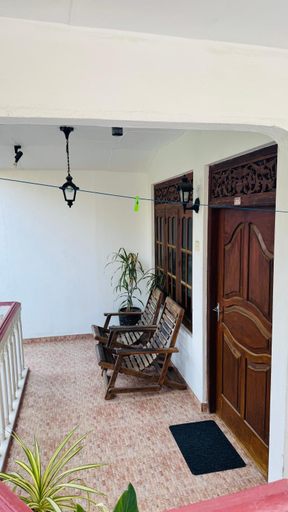 Others 4, Royal Villa, Habaraduwa