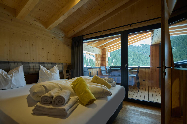 Bedroom 2, Alm-Lodges Montafon by Pferd auf Wolke, Bludenz