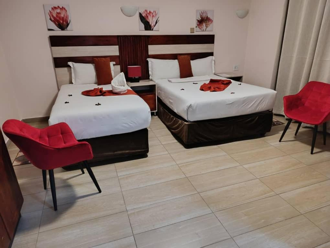 Bedroom 3, Top Stay Inn, Chobe