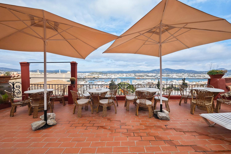 Food & Drinks, Navila Pasillo Superior, Baleares