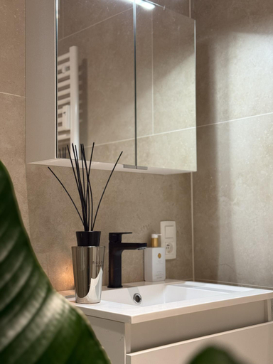Bathroom 2, Luxury 3 bedroom apartment on the top floor with panoramic view, West-Vlaanderen