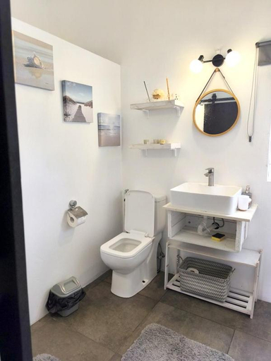 Bathroom 2, El-Sangha Studio 2mina pieds de la plage de baie du cap