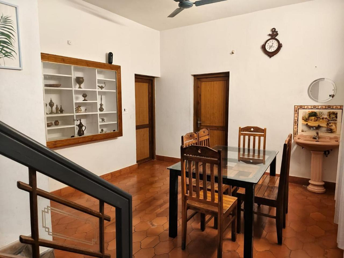 Others 1, H Villa, Malappuram