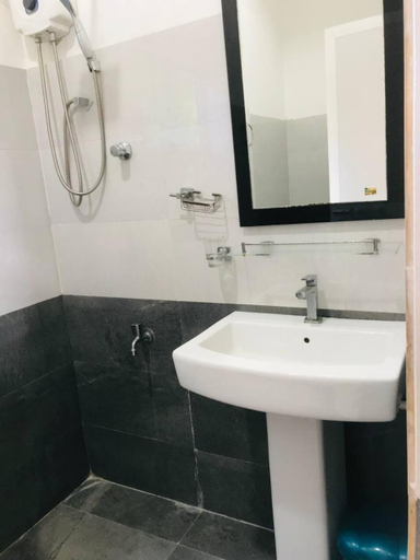 Bathroom 5, Samaro Resort, Weligama