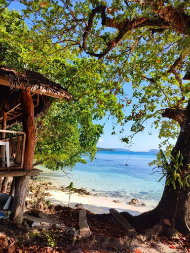 Others 4, Lonnoc Beach Lodge, East Santo