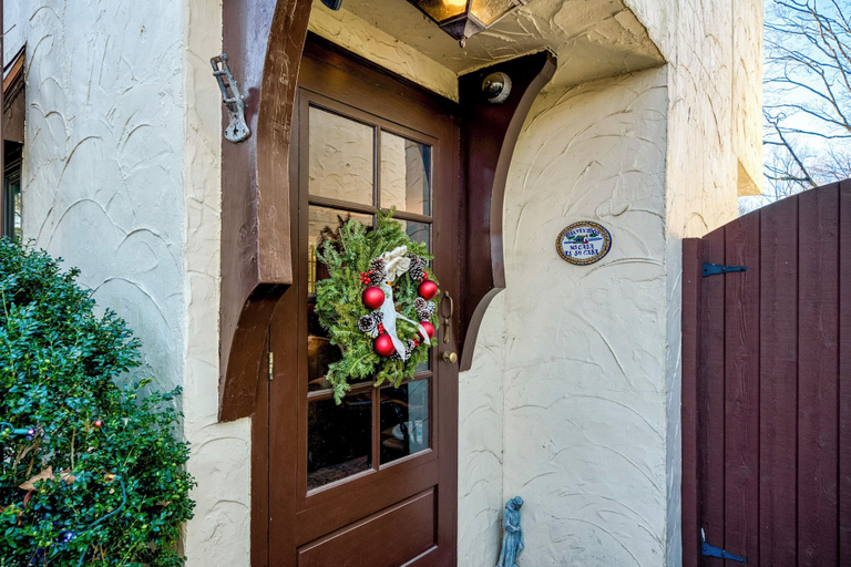 Exterior detail 3, Highland Ave, Fairfield