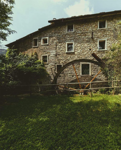 Front of property 4, Il Mulino dei Veraghi, Verona