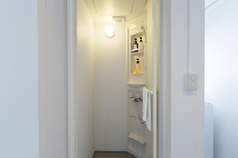 Others 3, Haginochaya apartment, Osaka