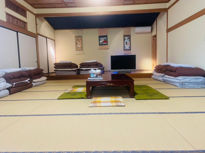 Bedroom 2, フクロウの御宿 石和館, Fuefuki