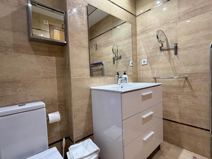 Bathroom 3, Reinapart Patacona Beachfront Seaview, Valencia