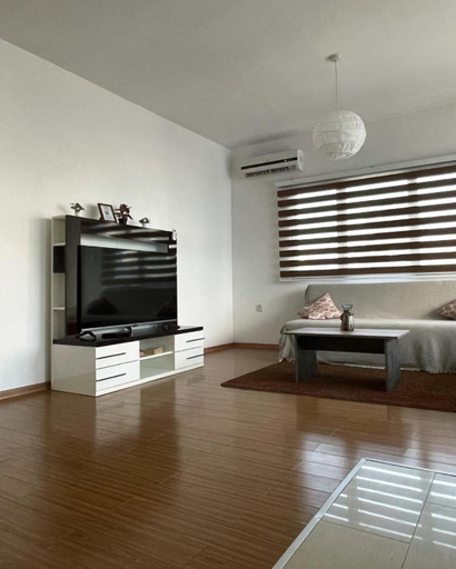 Others 5, Rix Apartments