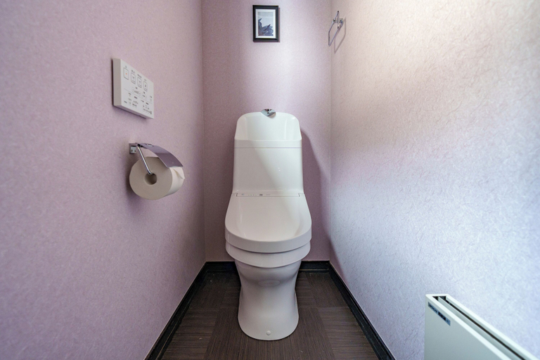 Bathroom 3, THE CRANE SANCTUARY KAMIFURANO, Kamifurano