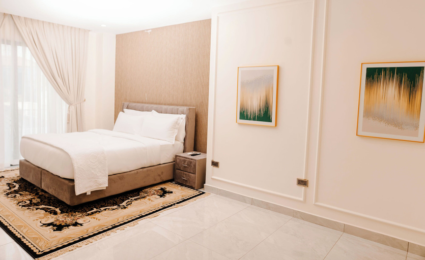 Room 5, Sterling Suites, Accra