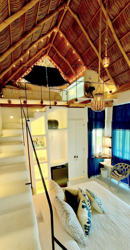 Others 5, El Sho - Hotel organico, Compostela