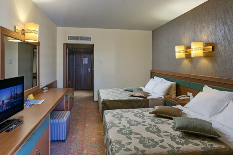 Bedroom 4, Özkaymak İncekum Resort Hotel - Ultra All Inclusive, Alanya