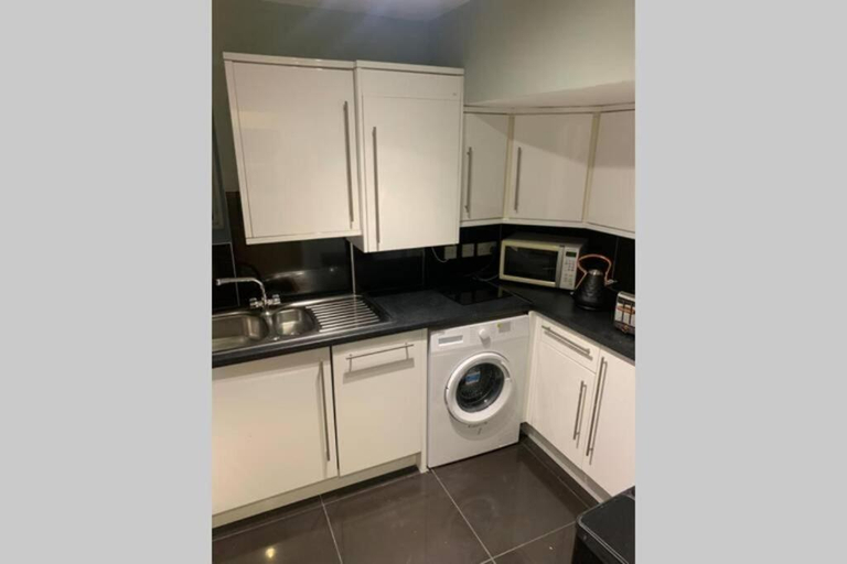 2, Earls Court Apartments, London