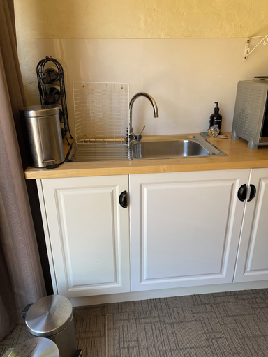 Private kitchen 4, Pierrepoint Wines & Accommodation, S. Grampians Bal