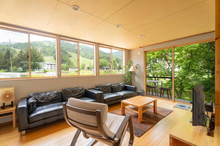 Others 5, Serenity & Solitude Chalets, walk to the lifts Happoone Ski Resort, Hakuba