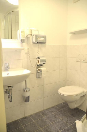 Bathroom 5, Hotel Villa Kisseleff, Hochtaunuskreis