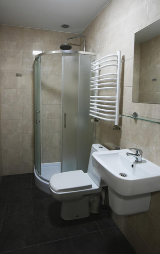 Bathroom 3, Noclegi, Chorzów