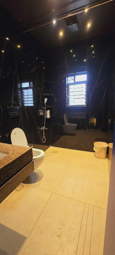 Bathroom, H2O Mountains lgatpuri, Nashik