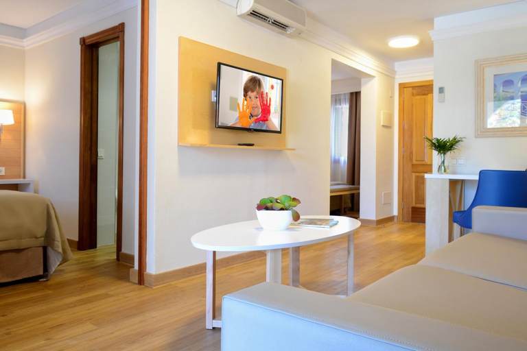 Bedroom 3, Alua Suites Fuerteventura - All Inclusive, Las Palmas