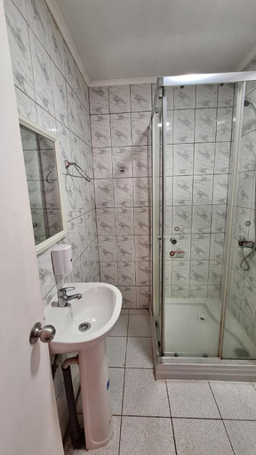 Bathroom 3, Hostal Ribera de Quitor, El Loa