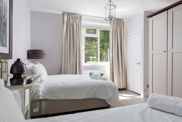 Bedroom 2, Cromwell Road 2-bed 2-bath Brand new Flat, London