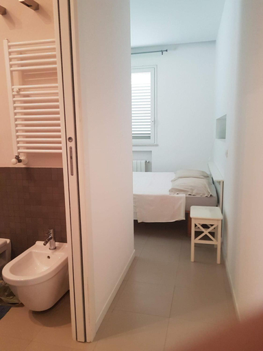 Bathroom 2, Malusi B&B, Palermo