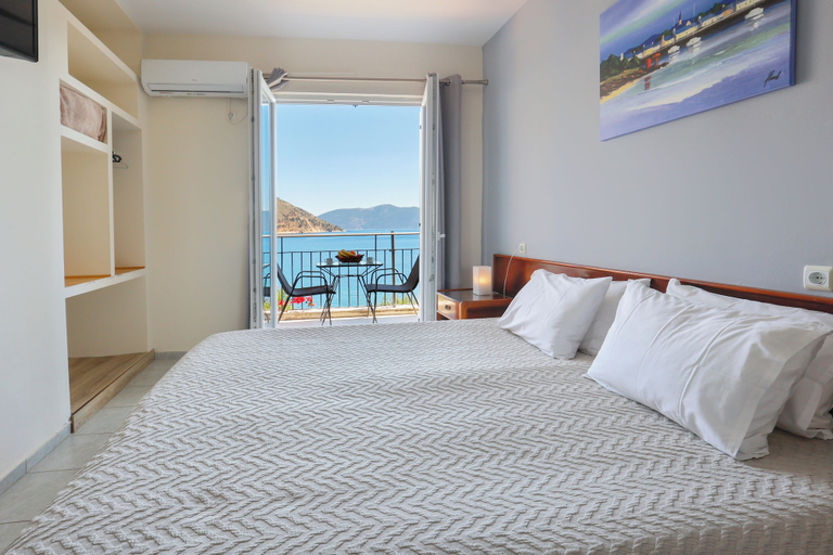 Bedroom 3, Ballas Apartments, Ionian Islands