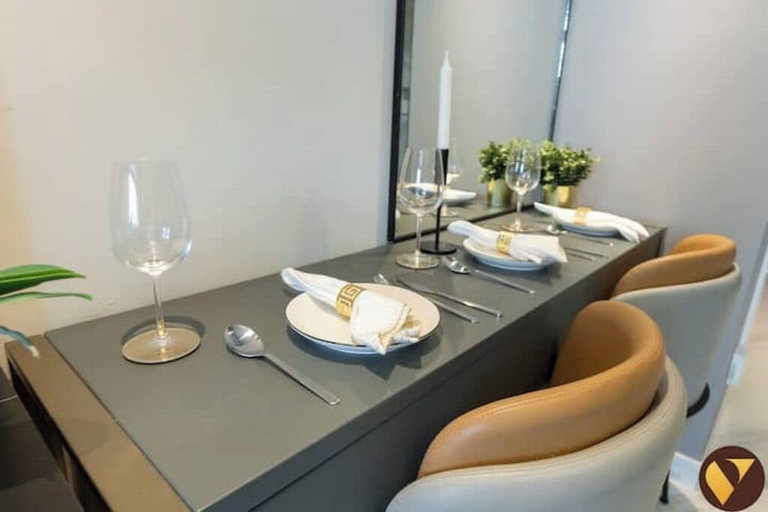 In-room dining, Vogue| Downtown close to Burj Khalifa | Dubai Mall, Dubai