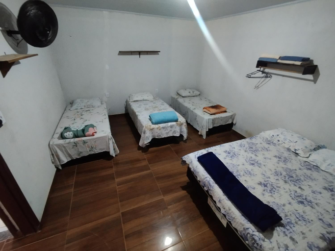 Bedroom 2, Pousada Sitio do Terrao a 500 metros da BR 040 e a 10 minutos da Prainha, Três Marias