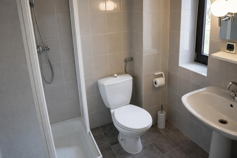 Bathroom 3, Pensjonat Kowalski, Szczecinek
