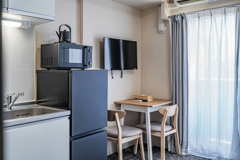 Room 5, Label 01 Dotonbori Aparthotel, Osaka