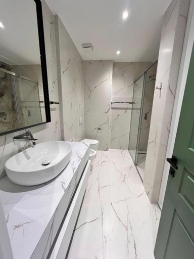 Bathroom 4, The Golden Luxury Downtown One, Tiranës