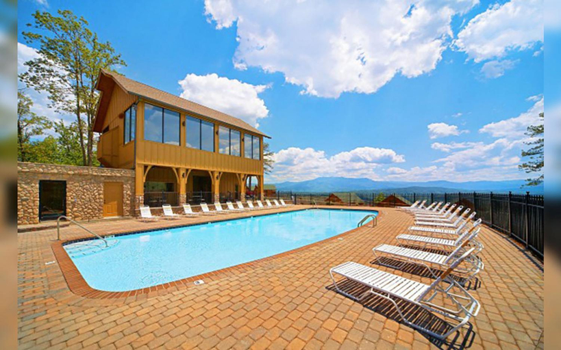 4, The Greenbrier, Sevier