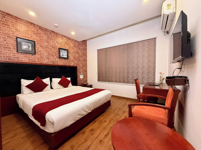 Room 3, C Suite - Lotus park, Bangalore