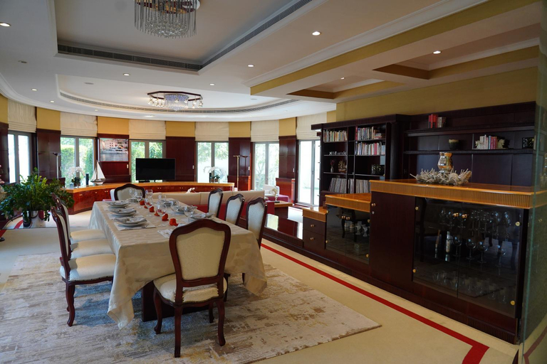 Food & Drinks 5, Orion, Dubai