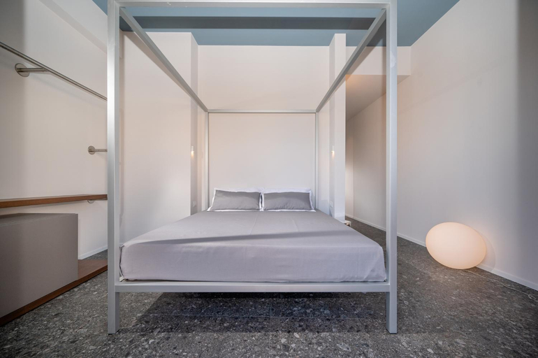 Bedroom 2, BED 10.5 - DESIGN SUITE, Trapani