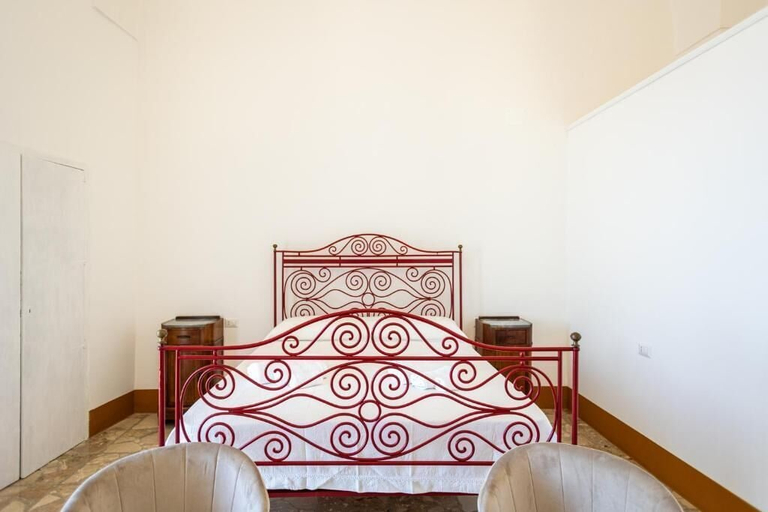 Room 4, Palazzo Celina, Lecce