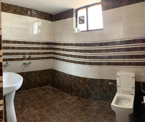 Bathroom 2, PHS KASAULI HILLS, Solan